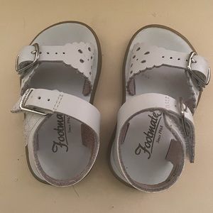 Footmates Baby size 3 EUC